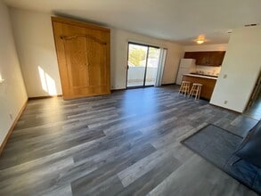 728 Ocean Ave in Monterey, CA - Building Photo - Building Photo