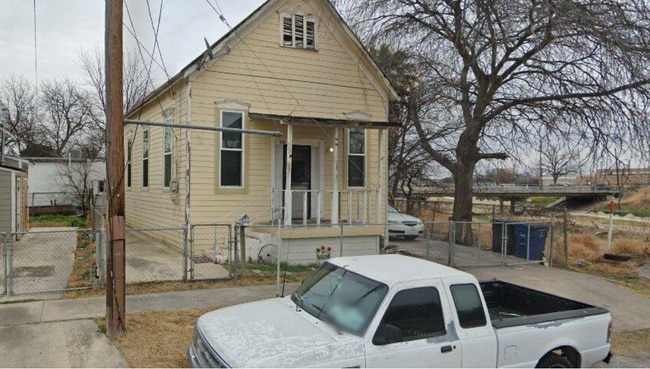 property at 210 S Smith St