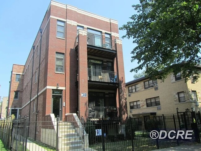 property at 2054 W Chase Ave