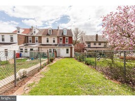 849 Queen St in Pottstown, PA - Building Photo