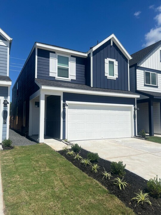 10519 Hadley Pk Trl in Houston, TX - Building Photo