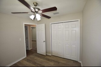 410 NE 171st Terrace in North Miami Beach, FL - Building Photo - Building Photo