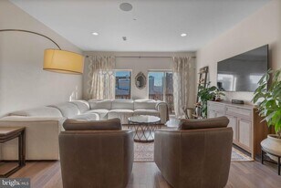 1753 N Marshall St in Philadelphia, PA - Building Photo