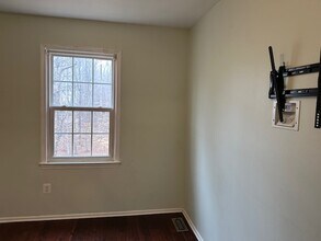 5610 Kirkham Ct in Springfield, VA - Building Photo - Building Photo