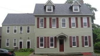 105-111 E High St in Maytown, PA - Building Photo