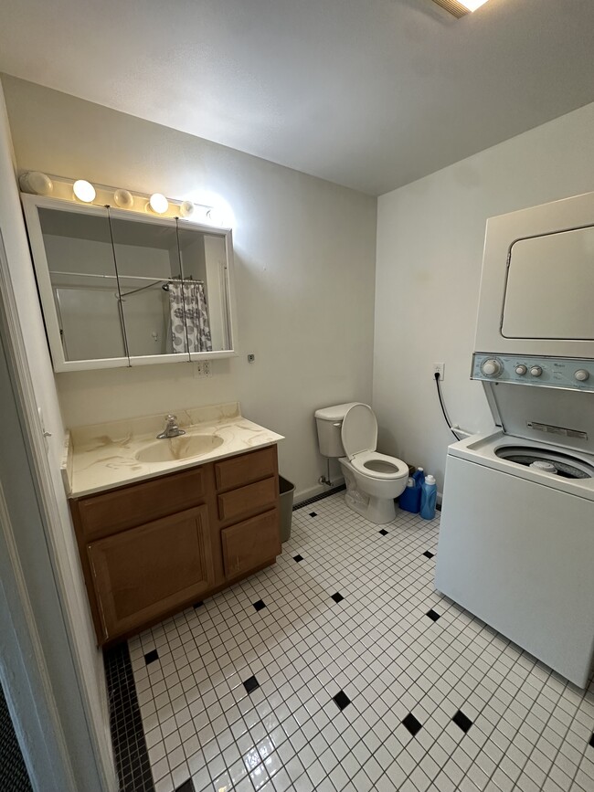 405 Park Ave, Unit B in Scotch Plains, NJ - Building Photo - Building Photo