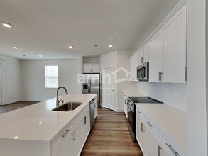 9141 Fiesta Impatiens Ct in Las Vegas, NV - Building Photo - Building Photo