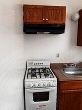 8557 Juniper Ave in Fontana, CA - Building Photo - Building Photo