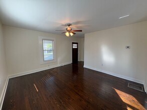 18 Baldwin St in Greenville, SC - Building Photo - Building Photo