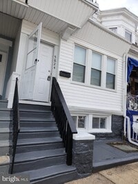 5824 Rodman St photo'