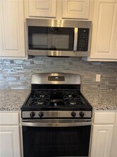 14328 Peach Tree Dr, Unit 08106 in Yukon, OK - Building Photo - Building Photo