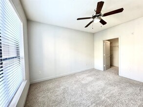 3333 Weslayan St in Houston, TX - Building Photo - Building Photo