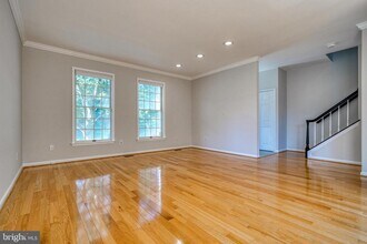11813 Sherbourne Dr in Timonium, MD - Building Photo - Building Photo