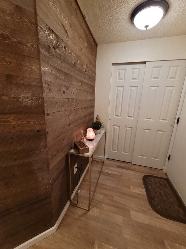 15707 4th Ave S, Unit 23 in Burien, WA - Foto de edificio - Building Photo