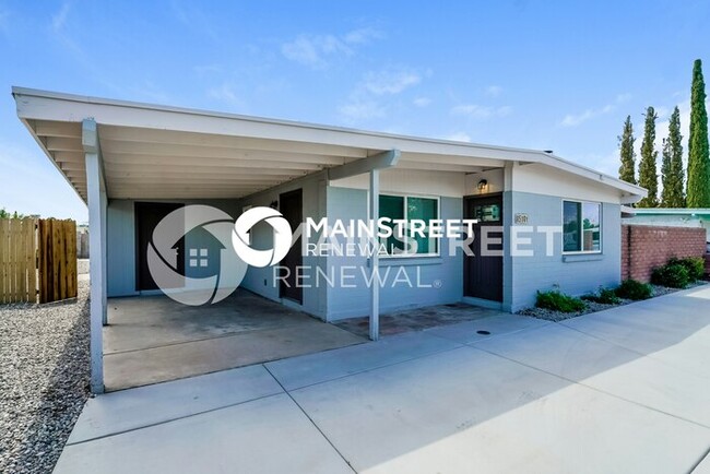 8510 E Ruby Dr in Tucson, AZ - Building Photo - Building Photo