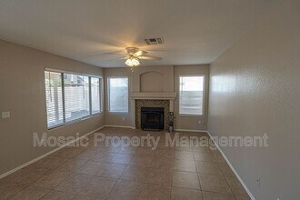 1722 E Barbarita Ave in Gilbert, AZ - Building Photo - Building Photo