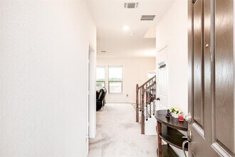 1924 Stringer Pass in Leander, TX - Building Photo - Building Photo