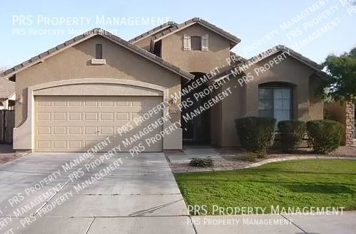 4221 E Crest Ct in Gilbert, AZ - Foto de edificio