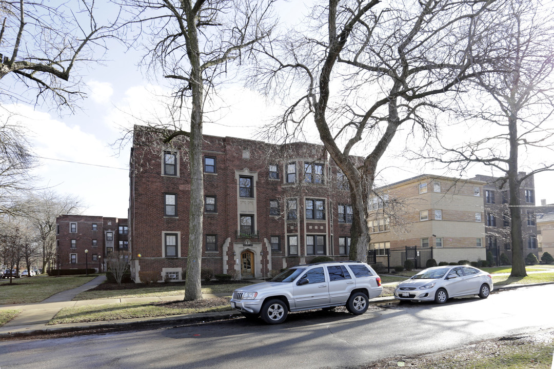 10507 S Hale Ave in Chicago, IL - Building Photo