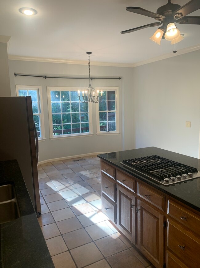 2325 Spring Iris Dr in Hoover, AL - Building Photo - Building Photo