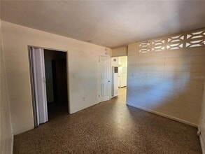 1933 NW 4th Ave in Gainesville, FL - Building Photo - Building Photo