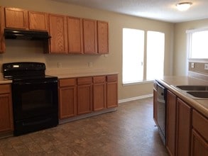 12608 Bearsdale Dr in Indianapolis, IN - Building Photo - Building Photo