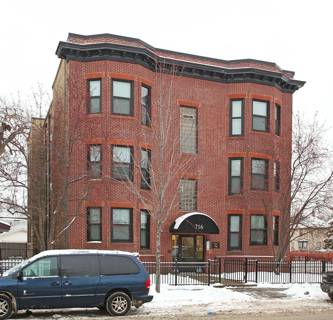 716 Selby Ave in St. Paul, MN - Building Photo - Building Photo