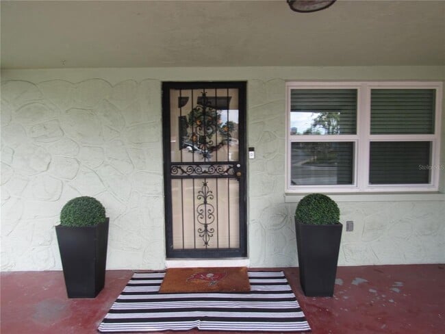 2650 Society Dr in Holiday, FL - Building Photo - Building Photo