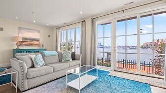 2333 Boston St in Baltimore, MD - Building Photo