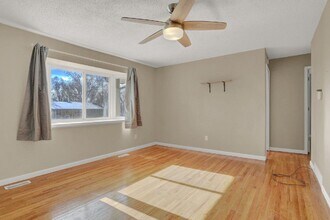 512 Squire St in Colorado Springs, CO - Building Photo - Building Photo