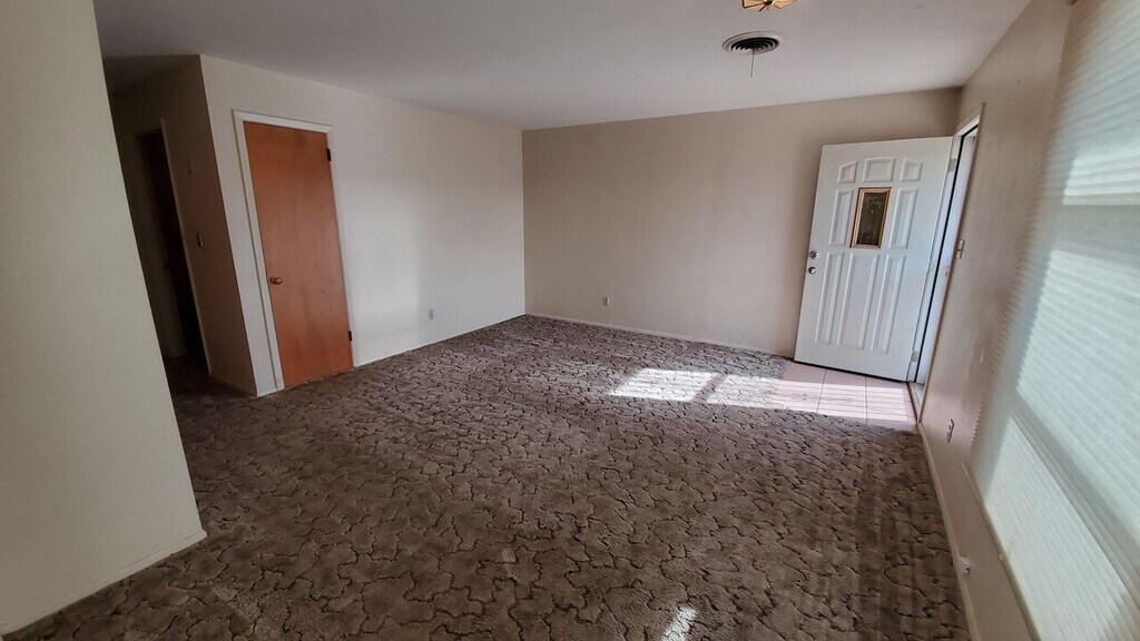 605 S 2nd StUnit 2 Rentals in Tucumcari, NM