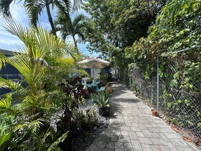 110 NE 56th St in Miami, FL - Building Photo - Building Photo