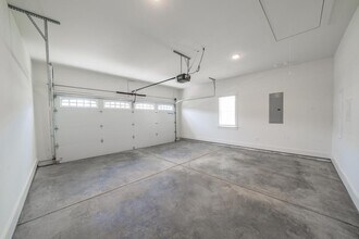 3776 Patton Crst in Hoover, AL - Building Photo - Building Photo