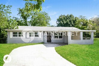 2409 Straker Ct in Orlando, FL - Building Photo - Building Photo