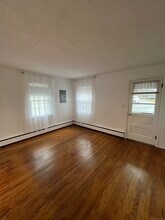 4 Fairlawn Ave in Branford, CT - Building Photo - Building Photo