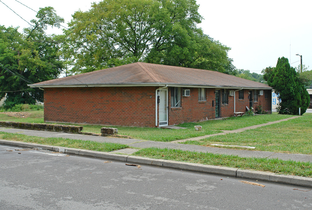 27 Hart St in Nashville, TN - Building Photo