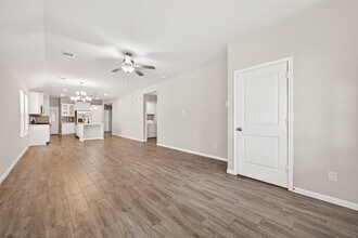 6823 Escondido Dr in Arcola, TX - Building Photo - Building Photo