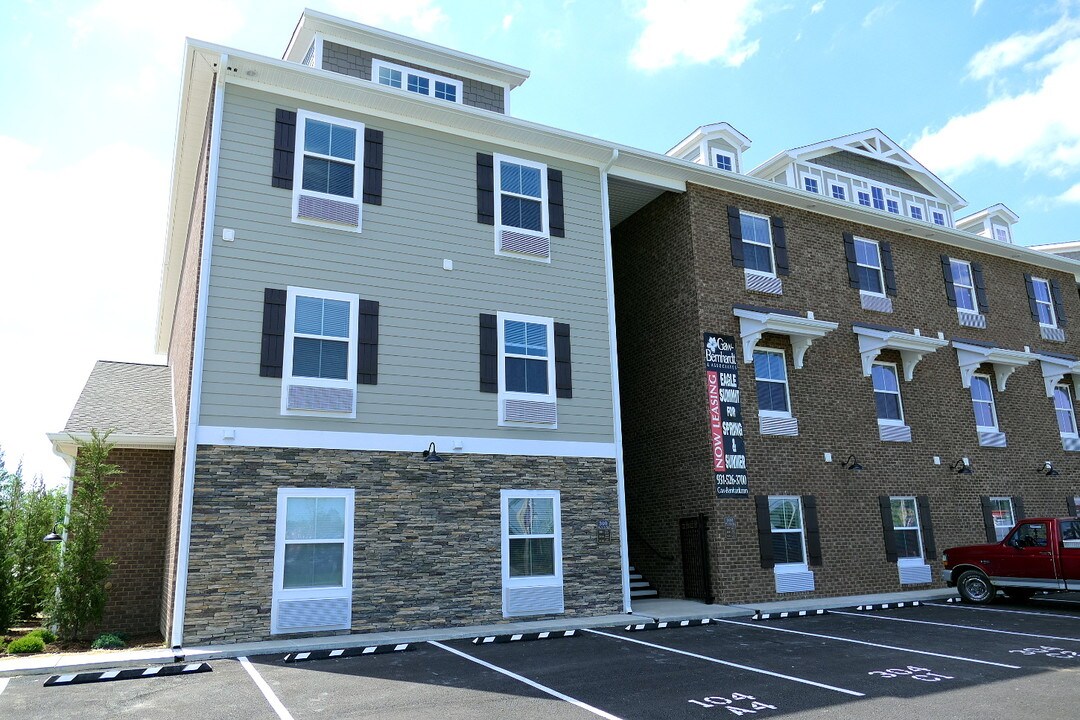 Eagle Summit in Cookeville, TN - Building Photo