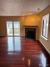 92 Gate House Ln in Edison, NJ - Building Photo - Building Photo
