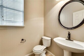 1439 Royal Oaks Dr in Frisco, TX - Building Photo - Building Photo