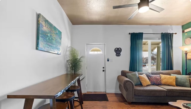 772 W 300 N in Salt Lake City, UT - Foto de edificio - Building Photo