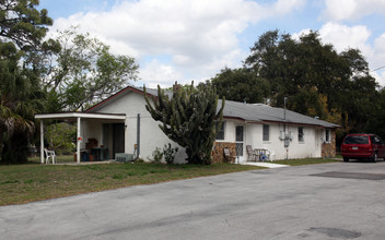 7138 Bellaire Ter in New Port Richey, FL - Building Photo - Building Photo