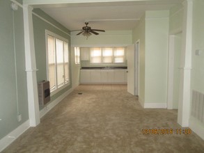 613 Seaman Pl in Daytona Beach, FL - Foto de edificio - Building Photo