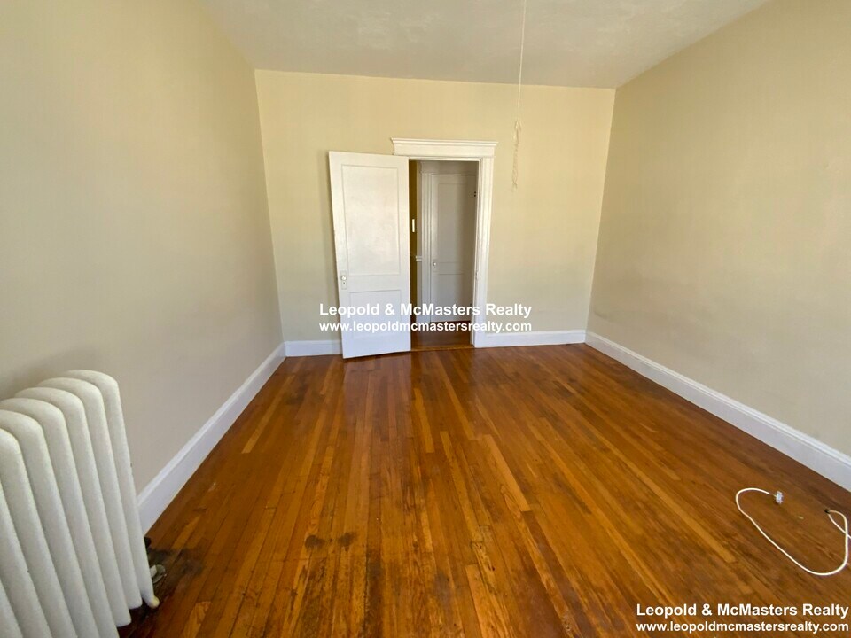 225 Kelton St, Unit 225 kelton street in Boston, MA - Building Photo