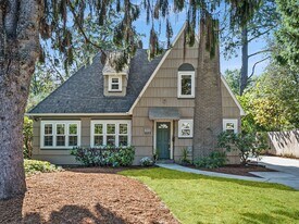 2638 SW Custer St in Portland, OR - Building Photo