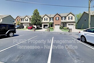 113 Northcrest Commons Cir in Nashville, TN - Building Photo - Building Photo