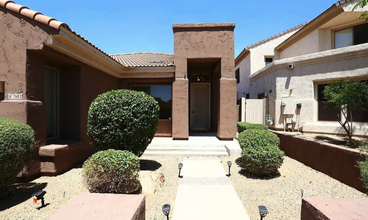 7682 E San Fernando Dr in Scottsdale, AZ - Building Photo - Building Photo