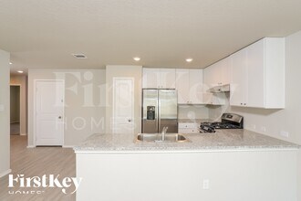 1822 Morse Way in San Antonio, TX - Foto de edificio - Building Photo