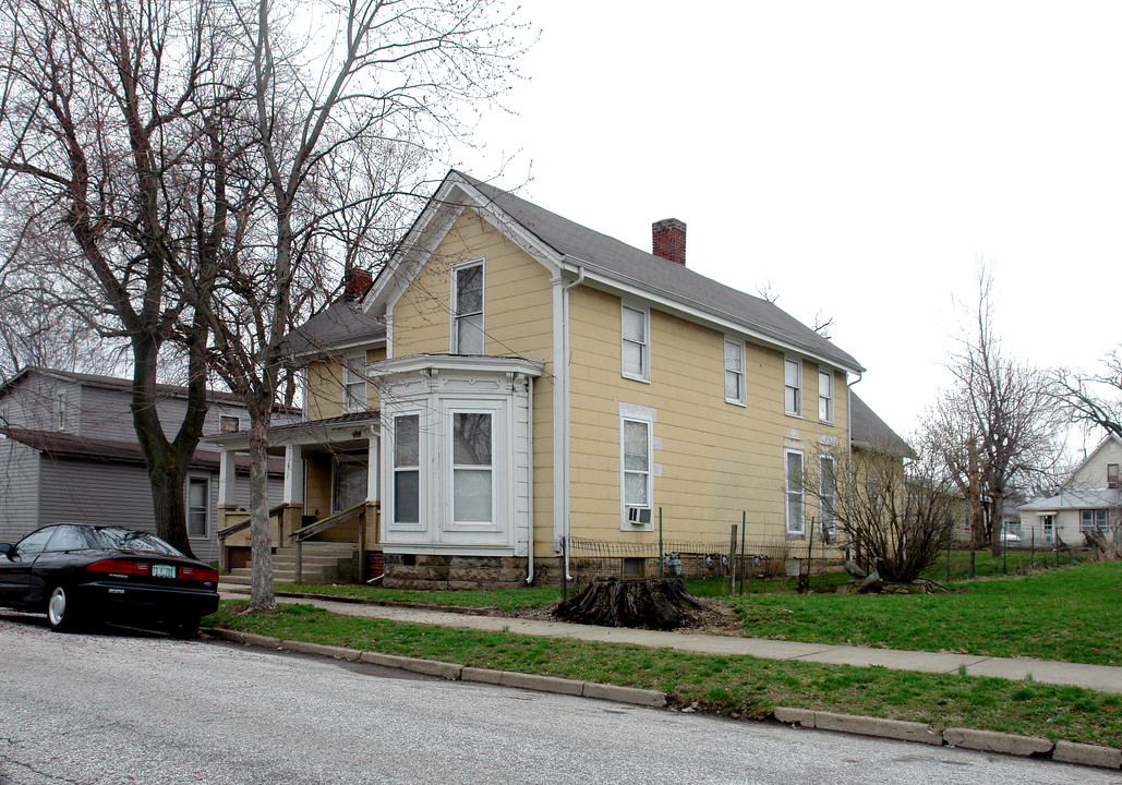 617 W Franklin St in Shelbyville, IN - Building Photo