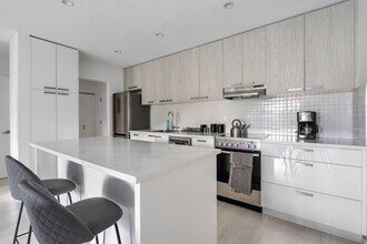 55 E 12th Ave in Vancouver, BC - Building Photo - Building Photo
